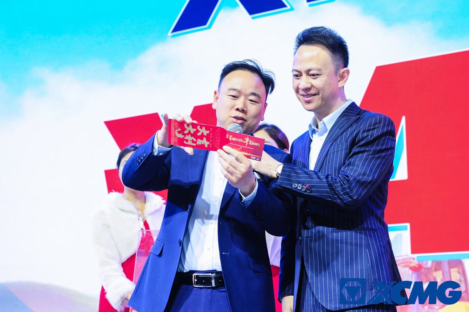 徐工挖機昆明春季大型訂貨會