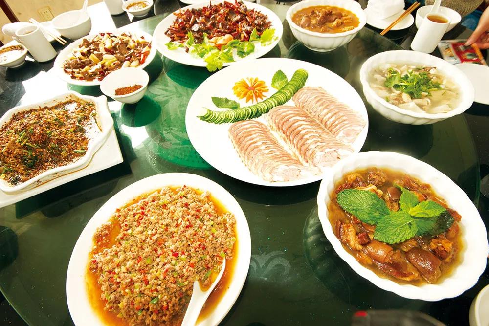 到會澤，揭秘羊八碗的美味密碼    昆明商務(wù)會展